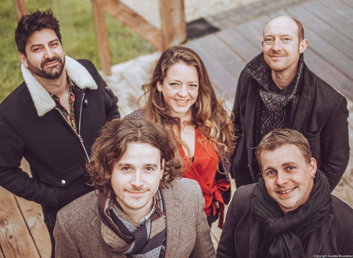 bagadbrofelger's tweet photo. 🎂 Le #bagad fêtera son anniversaire le 2 juillet 2022 à #Fougères !

Au programme : 
- #défilé musical dans la haute-ville à partir de 17h30,
- apéro-concert dès 19h au sein du #château,
- #festnoz dans le château à 20h30, avec Hamon Martin Quintet, Fleuves et Ampouailh ! https://t.co/148Fx01yhH