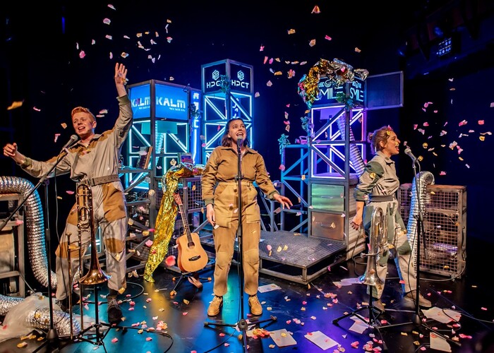 ★★★★ Review: 2065  - Frozen Light’s inventive and delightful show for audiences with profound and multiple learning difficulties <a href="/frozentheatre/">Frozen Light</a> <a href="/northernstage/">Northern Stage</a> bit.ly/3LaPRf4