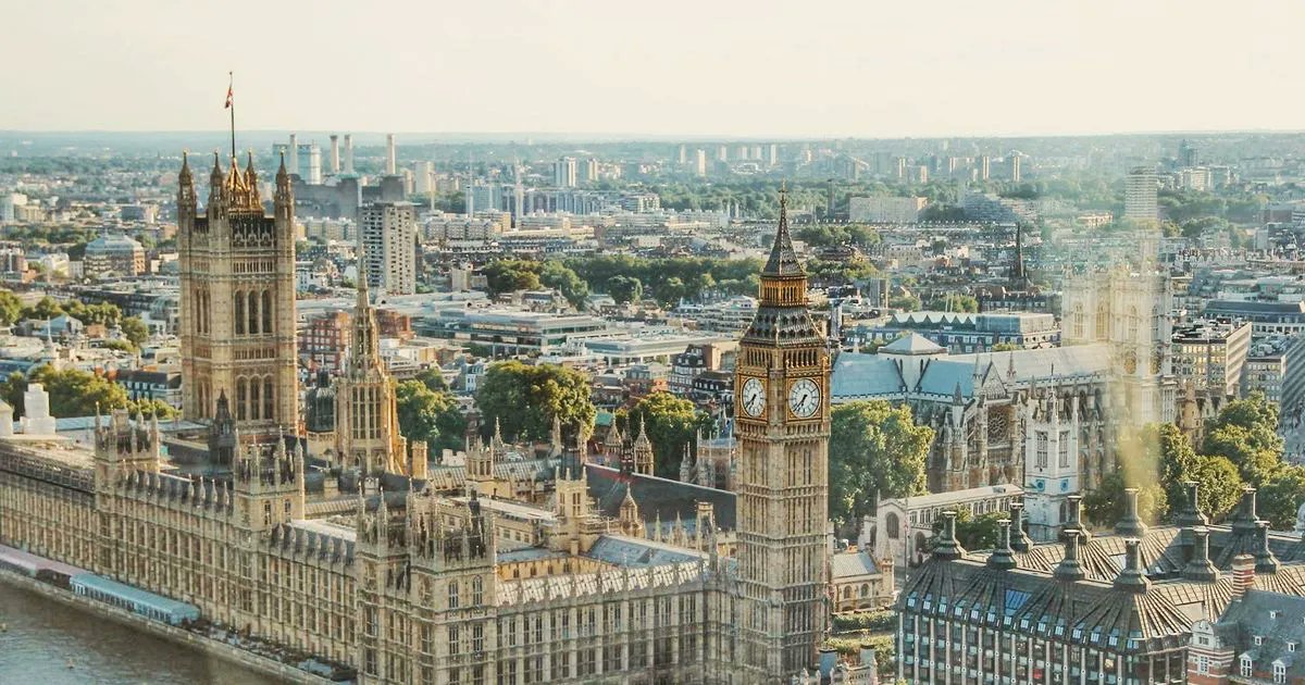 People plan move back to cities as working from home ends

buff.ly/3qjwGHK
Contact us at: contact@minihangroup.co.uk
Phone Number: +44 1282 570599
or PM us through our page
#quality #accommodation #housing #property #Lancashire #tenants