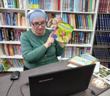 Сегодня в рамках онлайн-школы профессионального мастерства «Успешный библиотекарь» для специалистов детских библиотек Икрянинского  и Енотаевского  районов Астраханской области состоялся вебинар aodbiblioteka.ru/news/2972/