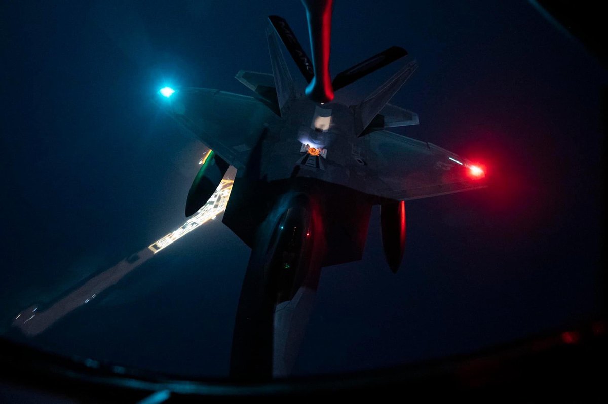 WOFighter_Jets's tweet photo. USAF ❤️

#usaf #usa #fighter #aircraft https://t.co/APzYnRuezb