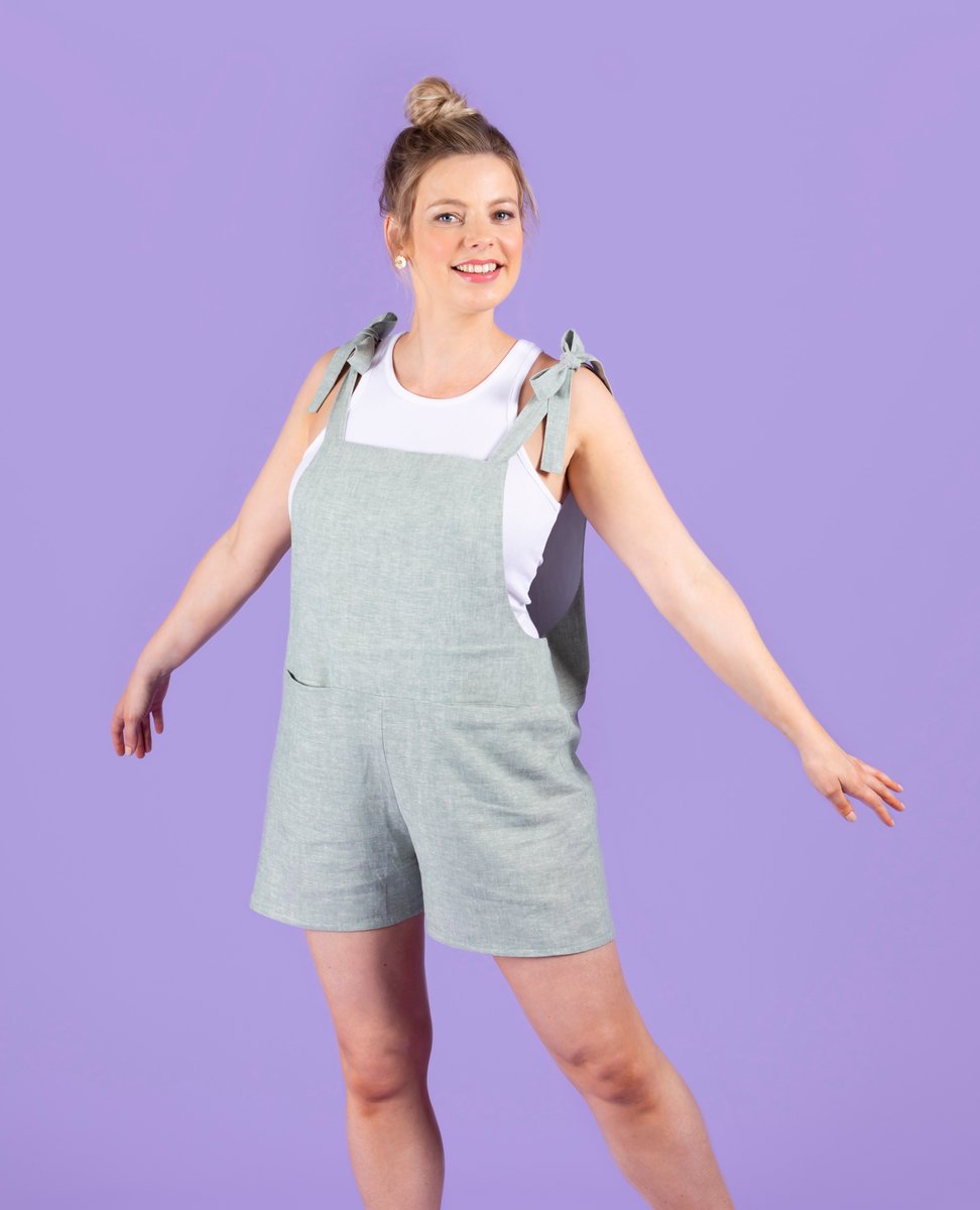 MinervaFabrics's tweet photo. The latest new pattern release from @tillybuttons is out today! Erin is a super comfortable dungarees pattern with a choice of three leg lengths. Pick up your copy today at Minerva
https://t.co/Ij3ashKK7N
#Minerva #TillyAndTheButtons #SewingErin #ErinDungarees #DungareesPattern https://t.co/iyYc6NZzvG