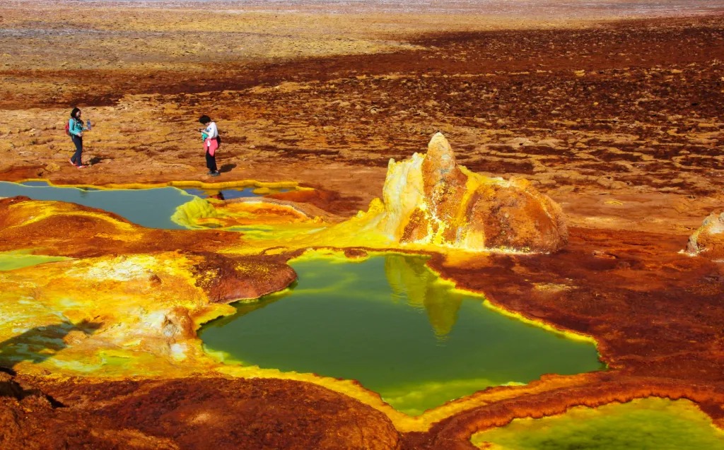 visitethiotours's tweet photo. Why should you go for a Danakil adventure tour?
Join Dr. @MulugetaEnku for this Desert ,Salt and Volcanoes Tour!
https://t.co/yyjPYOeNB6
#beauty #people #Afar #desertexpeditions #volcanoadventures https://t.co/MjofBd4XCv