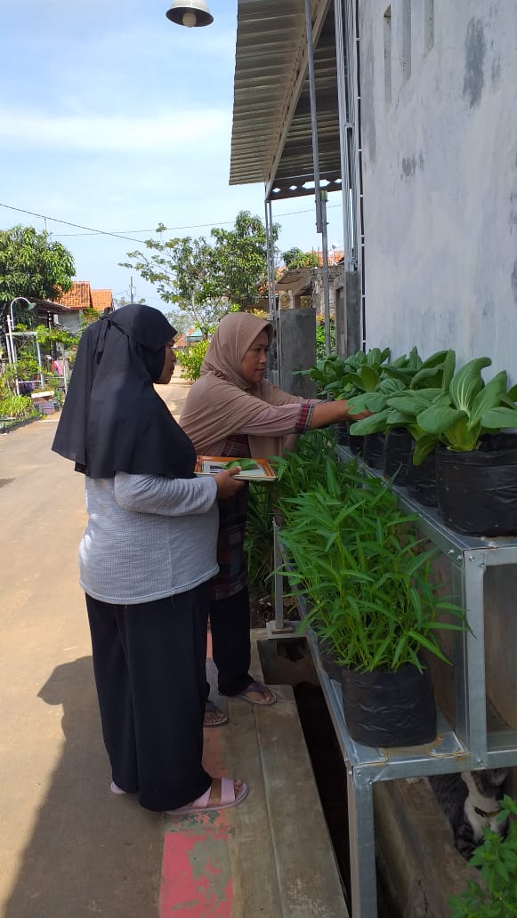 <a href="/Ida_Amal/">Ida Amal</a> <a href="/IDberkebun/">Indonesia Berkebun</a> Gaskeun budhe... 😀🙏