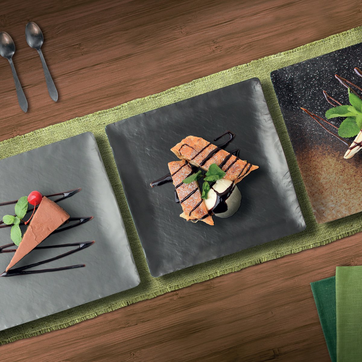 #Adrier es la opción perfecta para vestir la mesa de forma creativa sin renunciar al sentido exigido por la #gastronomía 🍳. Los procesos de fabricación de sus #vajillas 🍽 son realizados con altos estándares de calidad y con una cuidada selección dlasl.es/es/wp-content/…