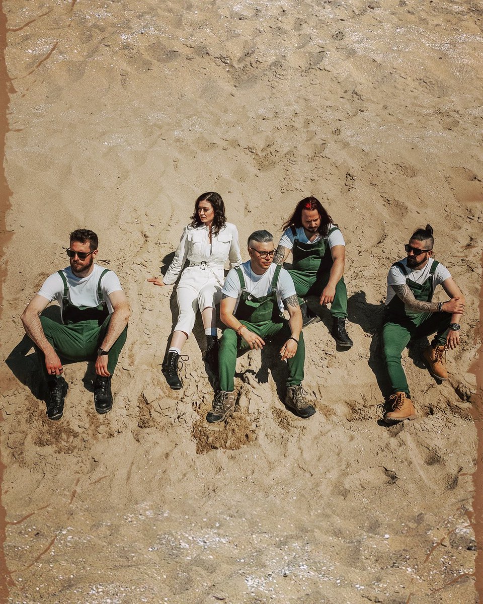 ⚠️SAVE THE DATE! Our debut album “WAKING UP” is coming to all Streaming Platforms JUNE 6th 🤘🏼

#hardrock #newalbum #teravolt #teravoltband #Metal #progmetal #NewMusic #heavymetal #headbangers