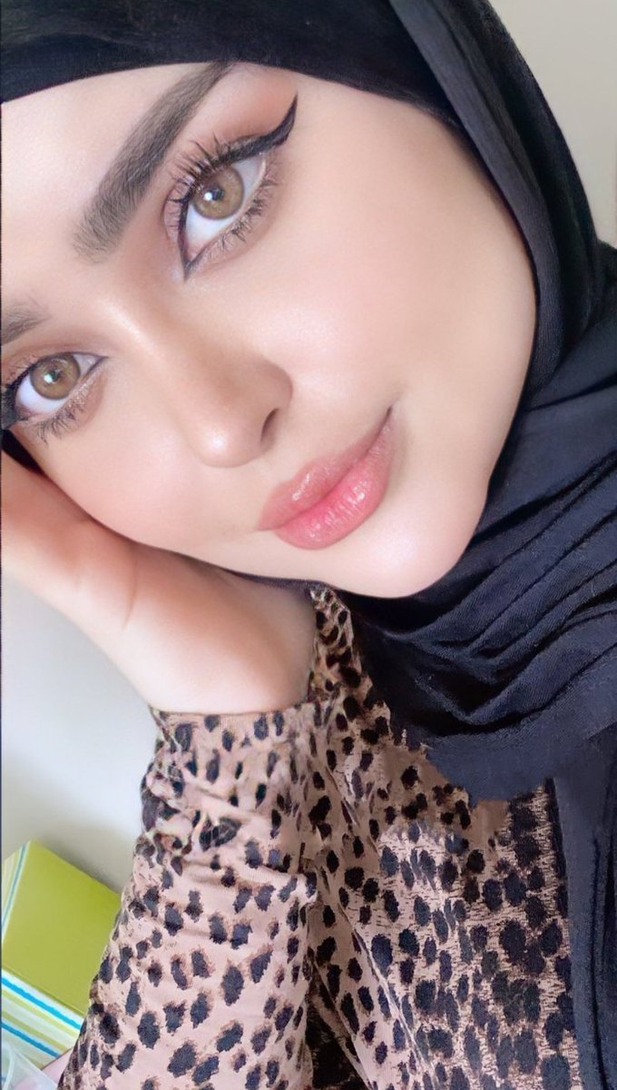 amina3_amina3's tweet photo. ﺷُﻜﺮﺍً ﻟﻜُﻞّ ﻣﻦ ﻣﺮّ ﻣﻦ ﻫُﻨﺎ
ﻟﻜُﻞّ ﻣﻦ ﺗﺮﻙ ﺗﻌﻠﻴﻘﺎً ﻫُﻨﺎ ﻭﻫُﻨﺎﻙ ﻟﻜُﻞّ ﻣﻦ ﻣﺮّ ﺑﻬﺪﻭﺀٍ ﻭﻟﻢ ﻳُﻌﻠّﻖﺷُﻜﺮﺍً لكل من نبض قلبه مع حروفي لكل من شرف صفحتي المتواضعة وأعجب بهامن مر بهمس حضوره وتعليقه
لكل من يعرفني ومن لا يعرفني
صباحووا https://t.co/h6GgRfvSQN