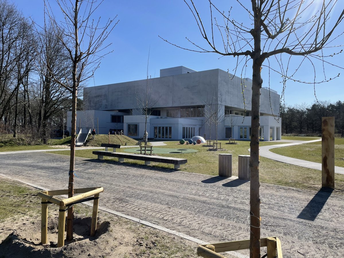 Gisteren officiële opening van #Tabloo , communicatiecentrum van #NIRAS. Een realisatie in samenwerking met partnerschappen #Mona en #Stora. Blij dat ik dit project mocht leiden. 
#radioactiefafval #partnerschappen #mol #dessel #berging