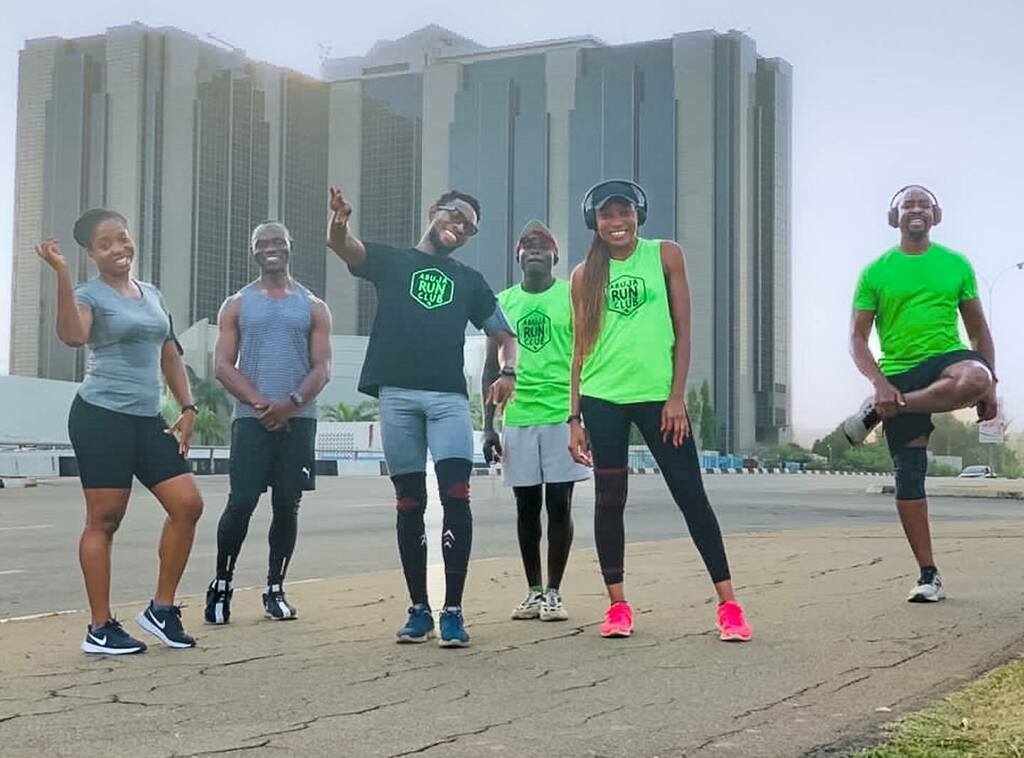 abujarunclub's tweet photo. Good morning and Happy Wednesday! #Wednesdaywisdom
βWhat lies behind you abs what lies in front of you pales in comparison to what lies inside of youβ - Ralph Waldo Emerson
No obstacle or distance can stop you! Letβs go #arcers
#abujarunclub #abuja #running #runnersofinstagram https://t.co/lIqXC4WAQw