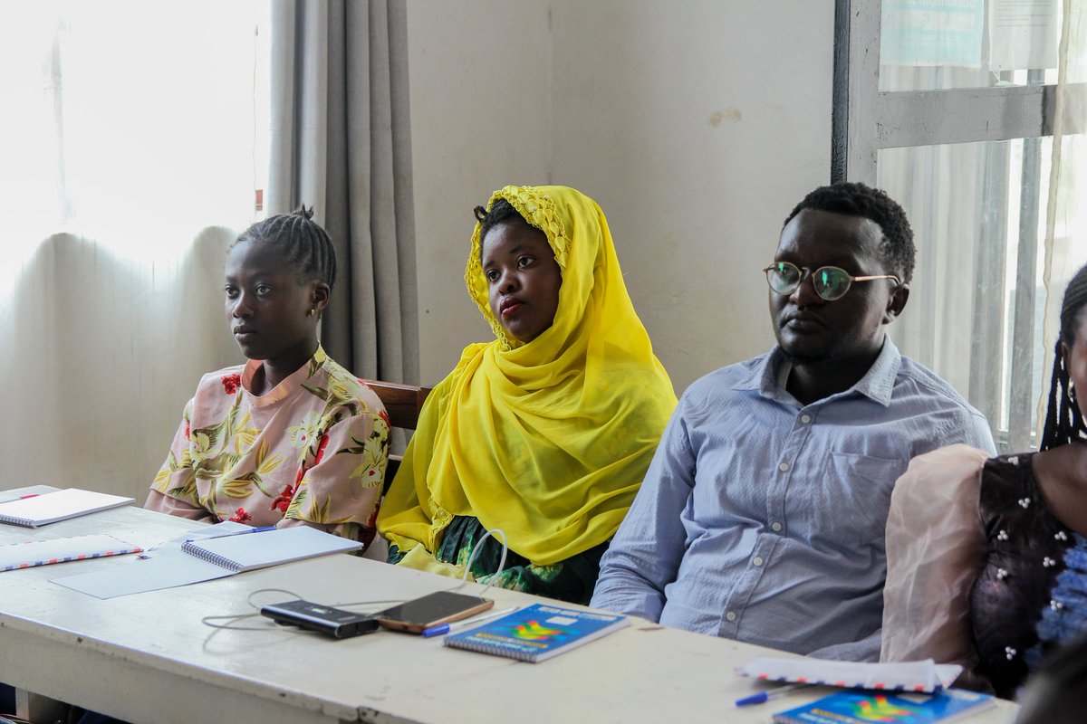 Uhuruknowledge's tweet photo. Les résolutions 1325 et 2250 contribuent à changer l'image de la femme et des jeunes dans les situations des conflits y compris la prévention, la gestion, la résolution,... et à assurer leur participation au processus de consolidation de la paix.
#UhuruKnowledge #Gender #Congo https://t.co/CS2fik1tda