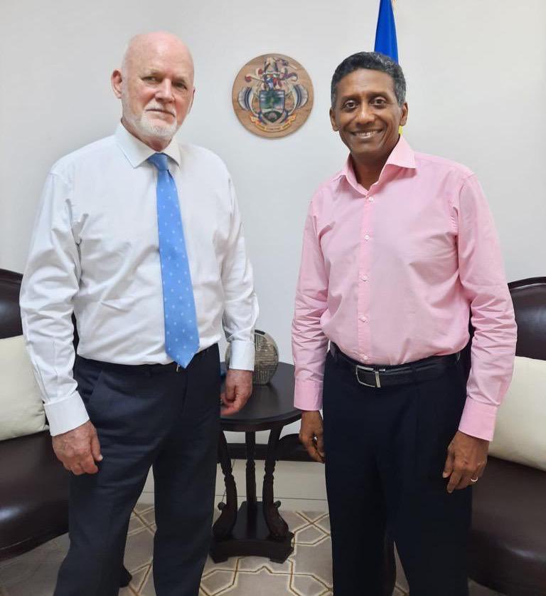 It was great catching up with the UNSG’s Special Envoy for the Ocean, Ambassador Peter Thomson @ThomsonFiji, to discuss matters related to the upcoming 2022 @UN Ocean Conference and the work to be done following The Ocean Race Summits Seychelles that was held on 21 March 2022.