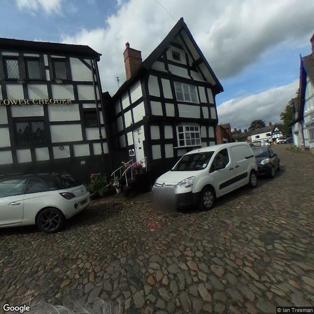 randompubbot's tweet image. Lower Chequer; Crown Bank, Cheshire, Sandbach CW11 1DB, UK google.com/maps/place/?q=…