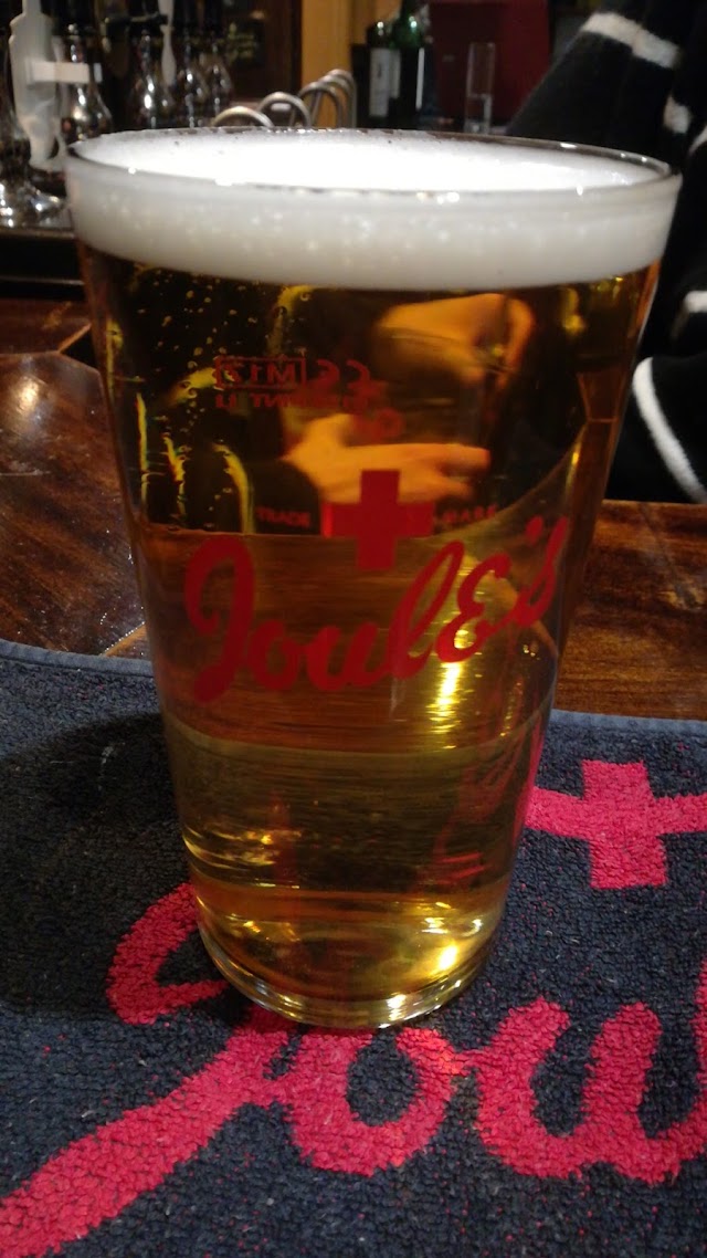 randompubbot's tweet image. Lower Chequer; Crown Bank, Cheshire, Sandbach CW11 1DB, UK google.com/maps/place/?q=…