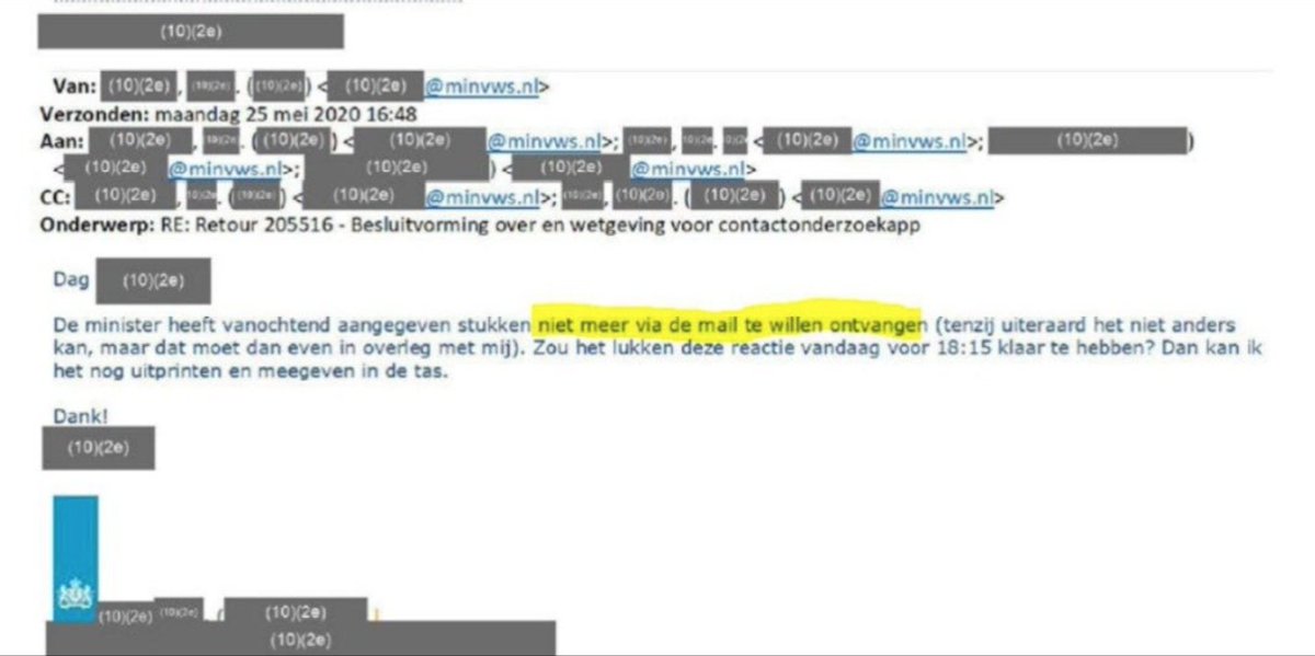snijdt's tweet photo. @wijndelts Hij liegt, dat zie je aan zijn friemelen aan zijn neus ;-). Maar volgens mij is oa HdJ al zo vaak betrapt op leugens, maar wordt men daar totaal niet op afgerekend, omdat de grote baas het ook doet.
NB: De vraag van HdJ om niks meer via mail te doen wordt ook weer meer precair. https://t.co/4D64SAvgFG