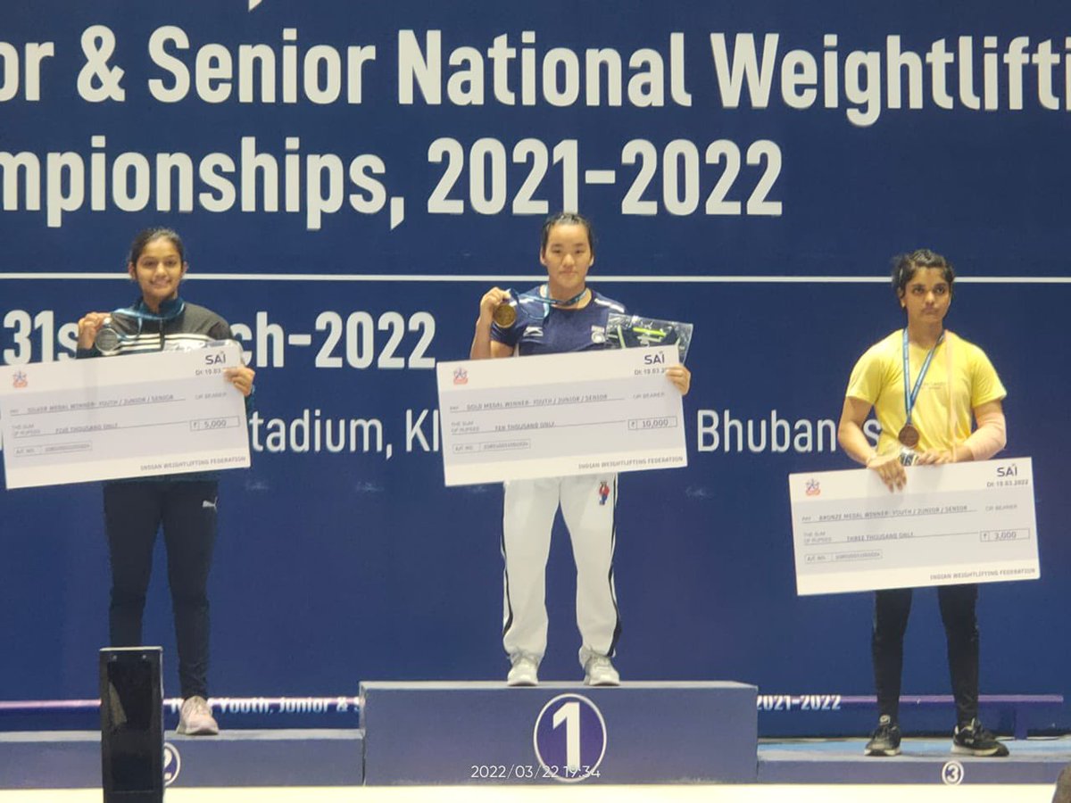 arunachaltimes_'s tweet photo. Boni Mangkhya of Arunachal Pradesh has created national record by clinching 2 gold medals in the ongoing Indian Weightlifting Federation Youth, Junior and Senior Championship at Bhubaneswar, Odisha on Wednesday. https://t.co/nSTmut9QAE