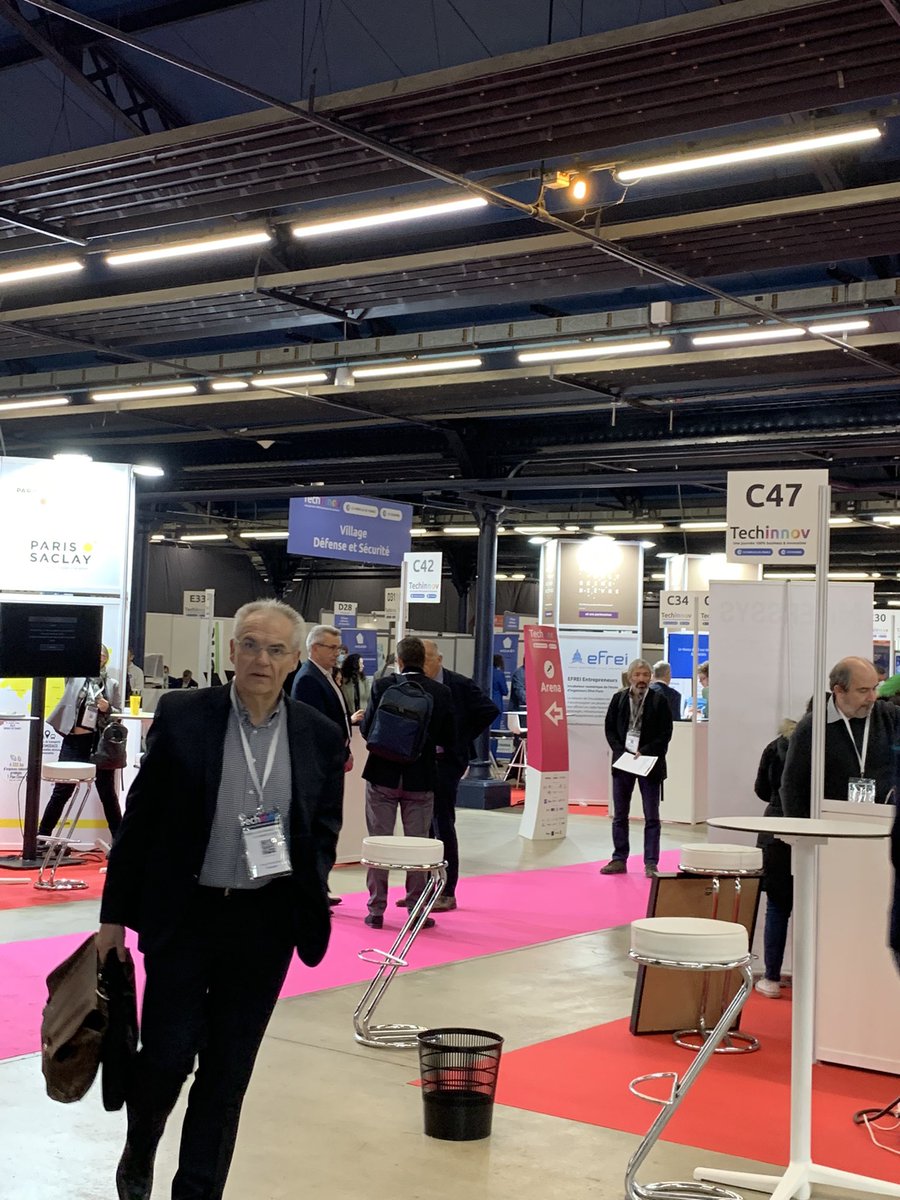 cciessonne's tweet photo. #Techinnov 2022 en presentiel ! C’est parti ! https://t.co/eN4Hynv0RQ
