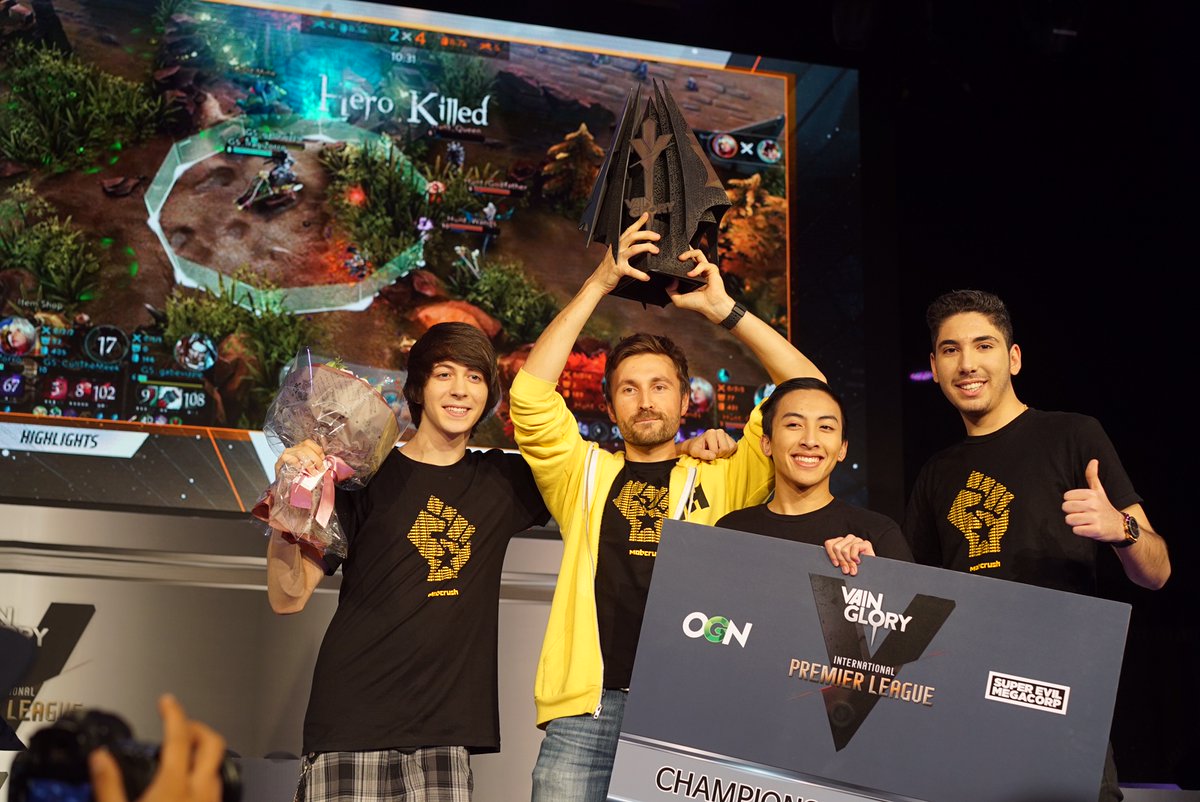 gankstars's tweet photo. "There were a thousand memories... but if I were to pick 4 pictures, I'd pick these. THANK YOU SO MUCH &amp; GLHF" - @GankPwnt https://t.co/XNLw24XxtJ