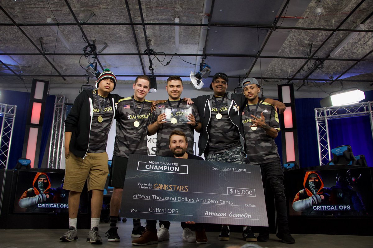 gankstars's tweet photo. "There were a thousand memories... but if I were to pick 4 pictures, I'd pick these. THANK YOU SO MUCH &amp; GLHF" - @GankPwnt https://t.co/XNLw24XxtJ