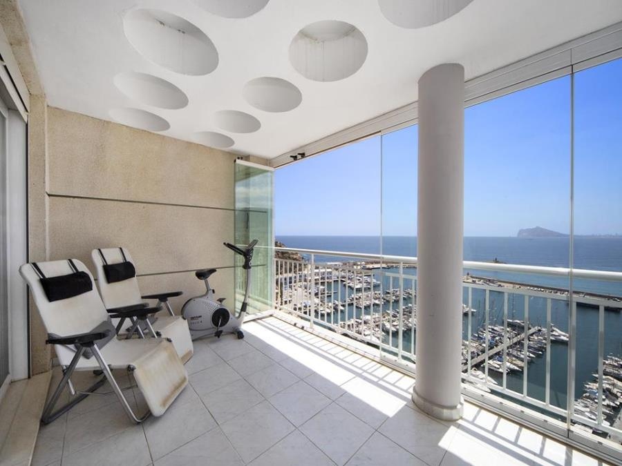 expertvillas's tweet photo. Beautiful penthouse is opposite the prestigious marina of Calpe https://t.co/tlE1mibvSw

#apartment #penthouse #realestate #investment  #seaside #interiordesign #homedesign #dreamhome #dreamhouse #calpe #costablanca #altea #moraira #javea #denia #alicante #spain #famousplace https://t.co/O5rspHk0bz