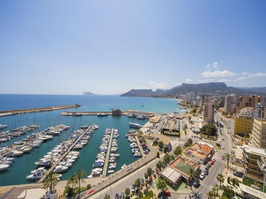 expertvillas's tweet photo. Beautiful penthouse is opposite the prestigious marina of Calpe https://t.co/tlE1mibvSw

#apartment #penthouse #realestate #investment  #seaside #interiordesign #homedesign #dreamhome #dreamhouse #calpe #costablanca #altea #moraira #javea #denia #alicante #spain #famousplace https://t.co/O5rspHk0bz
