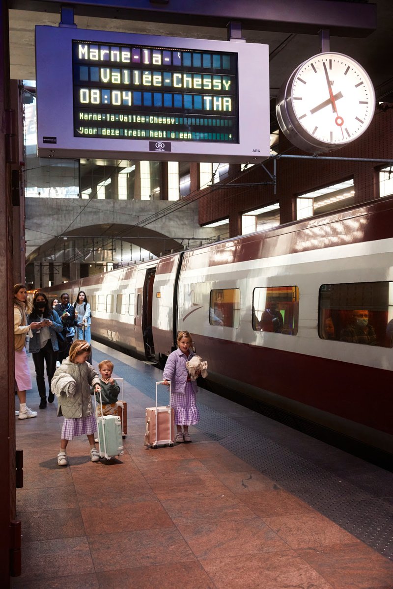 #goednieuws <a href="/thalys_nl/">Thalys</a> hervat de treinverbinding tussen <a href="/Stad_Antwerpen/">Stad Antwerpen</a>, @StadBrussel en de stations Marne-la-Vallée (<a href="/DisneylandNL/">Disneyland Paris NL</a>) en Parijs-Charles-de-Gaulle!

Check: bit.ly/3JAPbiq

#pretparken #themaparken