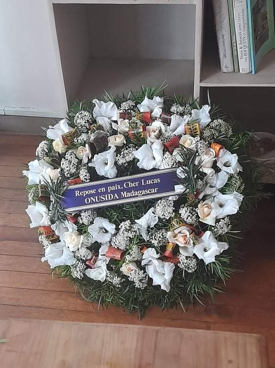 UNAIDS_IO's tweet photo. Thanks to our colleague Lucas Ramanankatsoina for his 26 years of service to @UNAIDS Madagascarqs a driver. He left us for a better world on March 20,2022 and we are all devastated by his loss. Condolences to his wife and daughter.
#GoneButNeverForgotten 
#RestInPeace https://t.co/XXzHhl4ND8