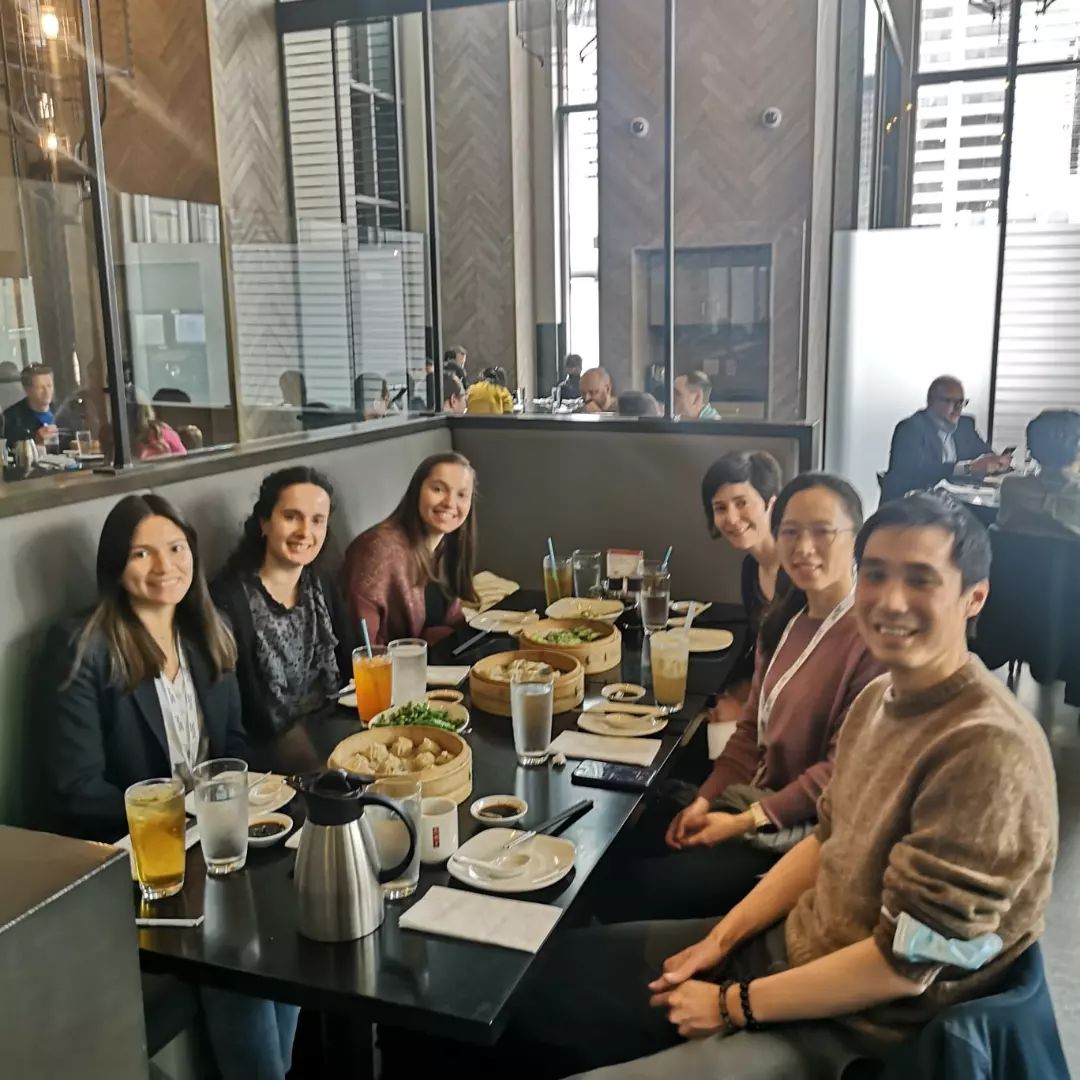 Our team is present at #liveICAR2022, the international conference for antiviral research, in Seattle! #NeytsLab #lab #antivirals #vaccines #virus #virology #viral #microbiology #science #medicine #Leuven #Belgium