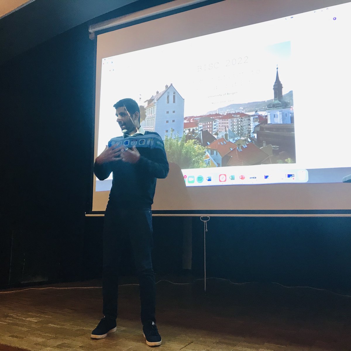 UiBCollab's tweet photo. Right now we are not even able to meet the needs of present generations, warns @Hussnain_bashir of @NHHnor at today's first #BISC2022 keynote on sustainable business models. https://t.co/U069JVNEAj