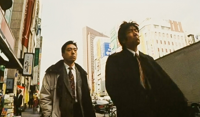 きためぐみ 犬 走る Dog Race ヤクザとつるむしシャブも打つ極悪刑事が 韓国人の情報屋と新宿の街を荒らし回る暴走コメディです この手の役を演じさせたらキレキレの狂気を発揮する岸谷五朗と 笑いどころを確実に押さえた大杉蓮とのコントラストが きためぐみ 犬 走る Dog Race ヤクザとつるむしシャブも打つ極悪刑事が 韓国人の情報屋と新宿の街を荒らし回る暴走コメディです この手の役を演じさせたらキレキレの狂気を発揮する岸谷五朗と 笑いどころを確実に押さえた大杉蓮とのコントラストが