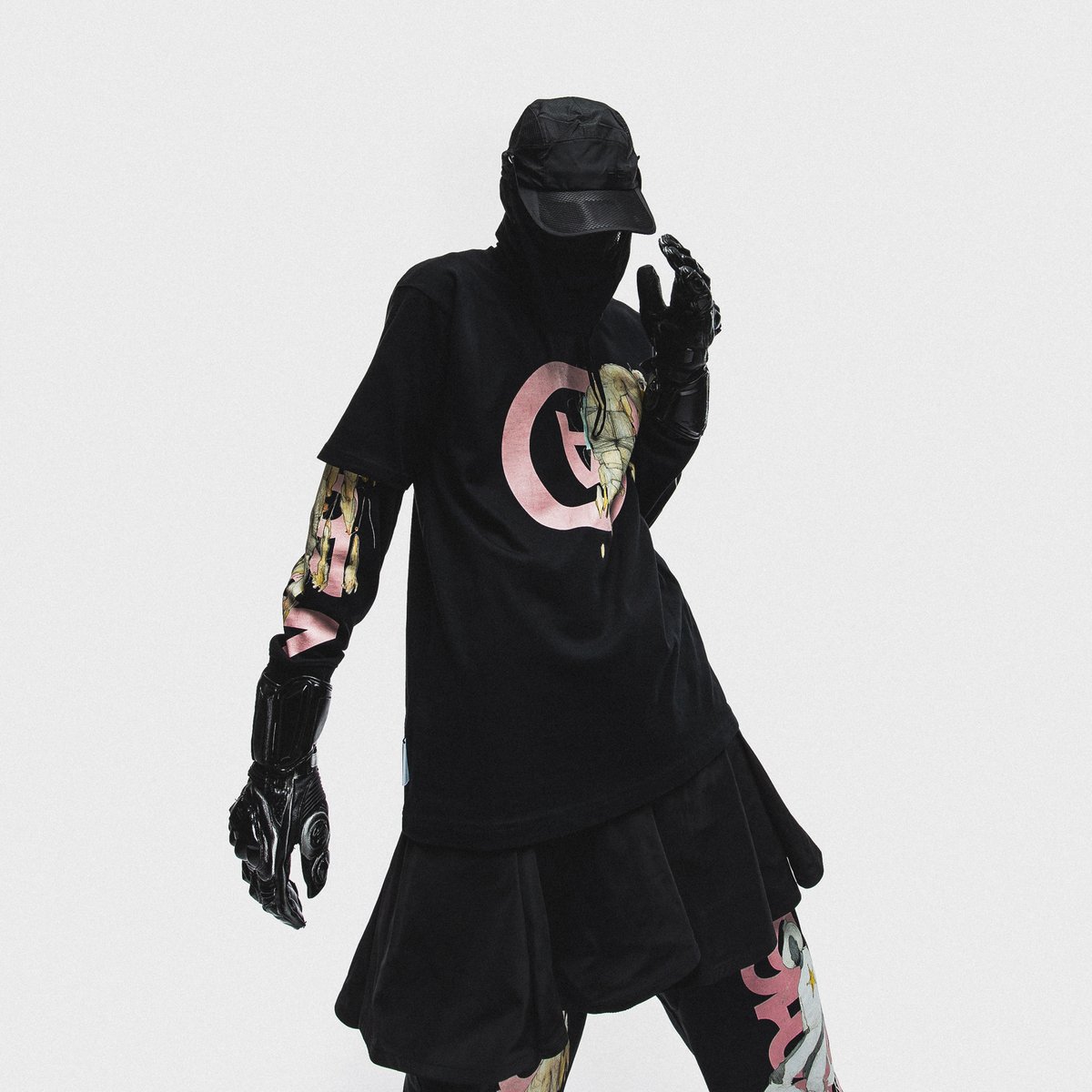 hbx's tweet photo. HBX Exclusive: @AITOR_THROUP's TheDSA has launched a range of apparel featuring exclusive designs, now available online. Shop Now: https://t.co/4aySvbQEQB https://t.co/18mpQ9u6WG