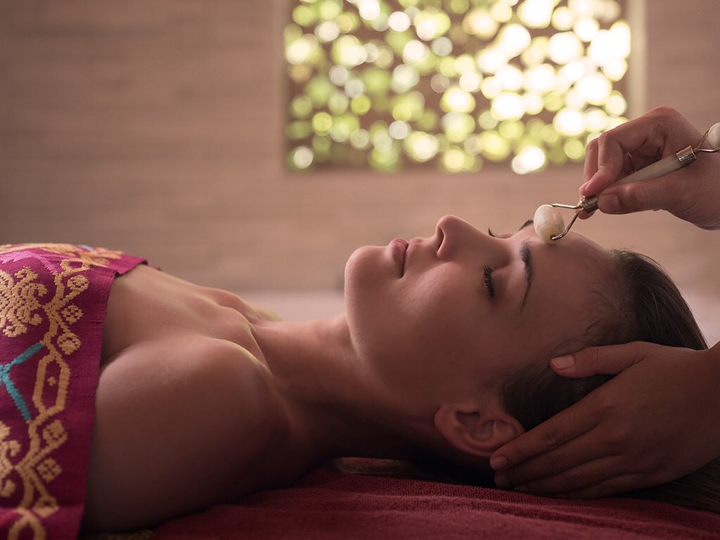 Wellness Vacation
 
Add some luxury to your Bali getaway and get complimentary treats. 

Soak up in Sanur’s all-natural panorama and unwind with our indulgent spa ritual.