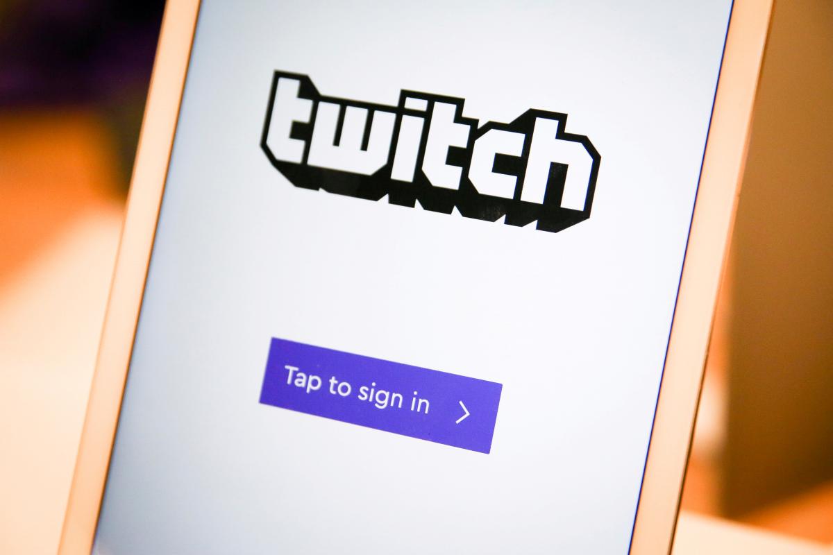 hobby_consolas's tweet image. Twitch planea abrir la mano para añadir contenido de temática “adulta” (bailes eróticos, caricias…) y ya está preguntando a los streamers si lo ven bien buff.ly/3wuElXy