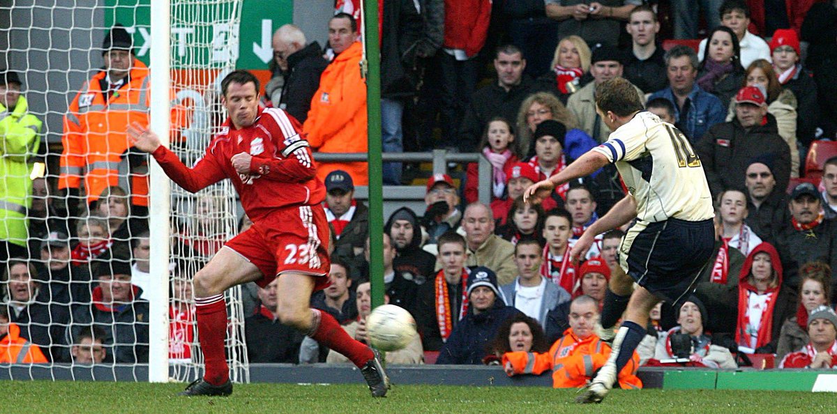 BarnsleyFCStats's tweet photo. ⏰ 90’+ minute away winners this century for The Reds:

Which ones did you see and where?

2001 Rankin  
2003 Kay
2007 Devaney
2008 Howard
2009 Bogdanovic
2009 De Silva 
2012 Tudgay
2015 Nyatanga
2016 Williams
2019 Brown
2019 Schmidt
2020 Oduor

Stat requested by @RiddyRedSkyBFC https://t.co/sUbmpAB1jI
