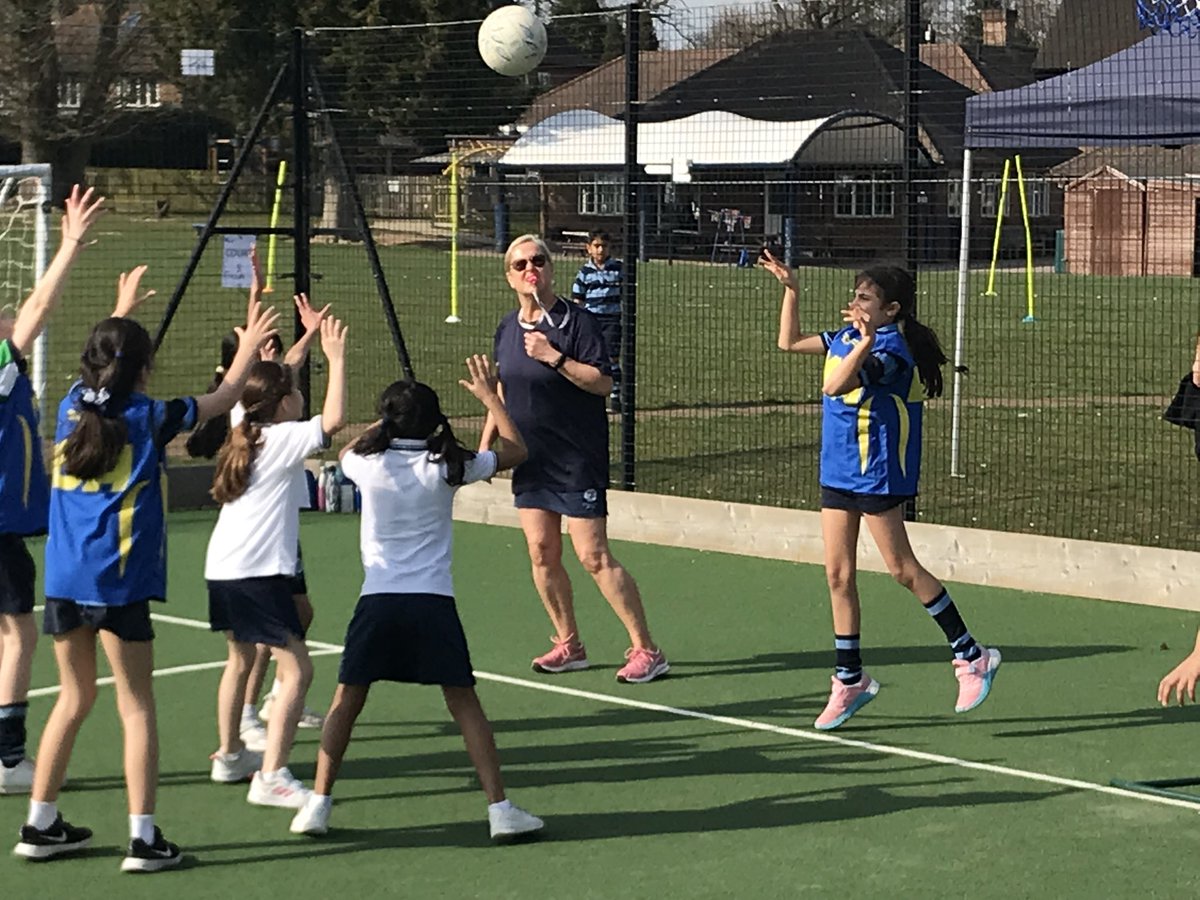 GayhurstSport's tweet photo. What a lovely day yesterday for our U9 Netball tournament☀️Thanks to @charlottehprep @HeathertonSch @YH_Sport @AbbotsHill @StMarysSchoolGX @Gateway2Sport @cpssport for coming.Congratulations to @StBernardsPrep for winning. Well done to our U9A team for coming🥈🙌🏼@GayhurstSchool https://t.co/cUh0m6NrGp