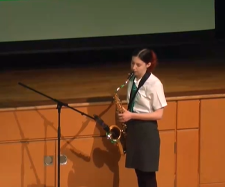 Music_at_SH's tweet photo. Well done to Jasmine (Year 11) on your amazing assembly performance. 🎶 https://t.co/iTnpwzEigi