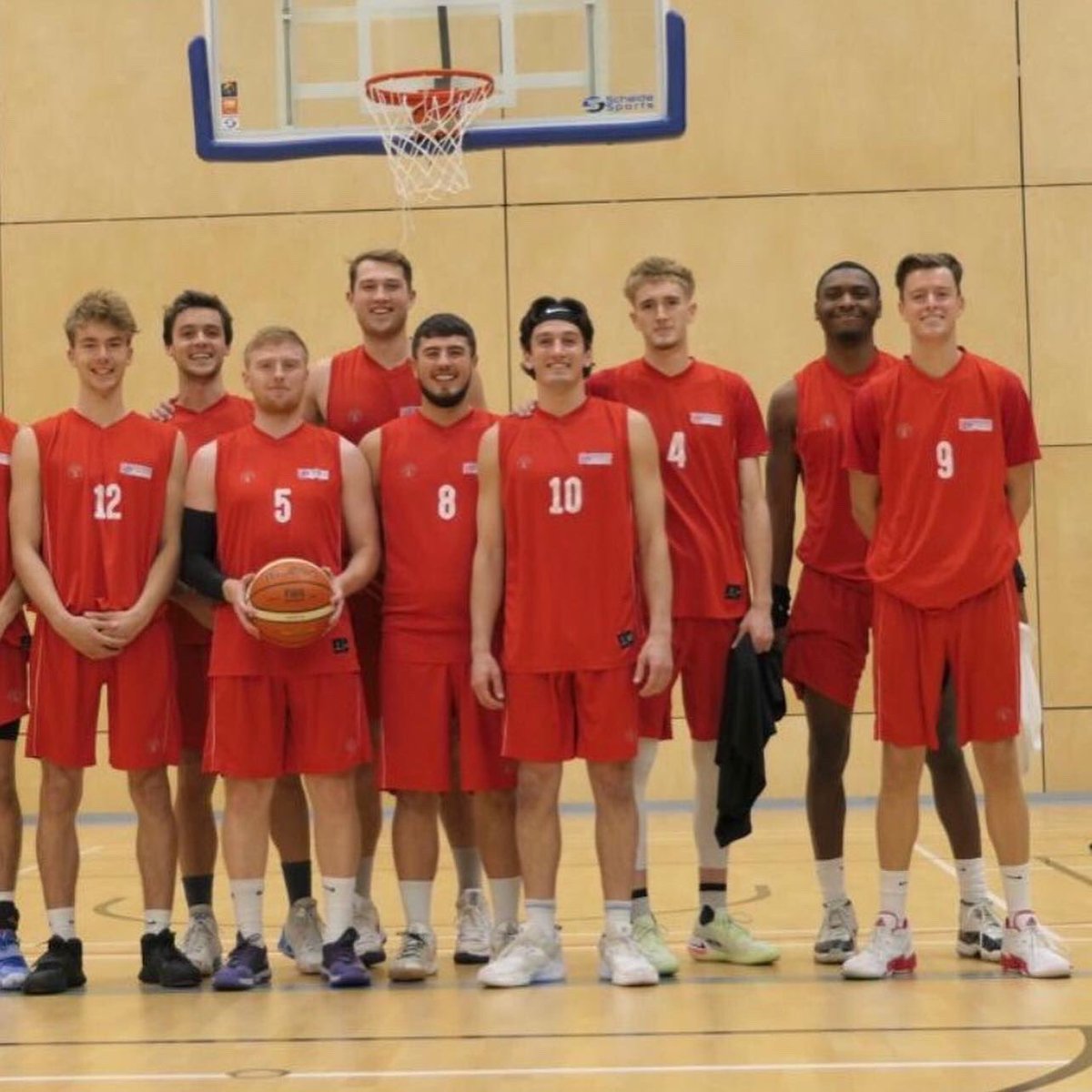 StuAthNetwork's tweet photo. Good luck to the 8 SAN student-athletes competing in the @BUCSsport Basketball National Title Games this evening! 🏀 🏆 🇬🇧 

#bucsbigwednesday https://t.co/whIMXUXaxf
