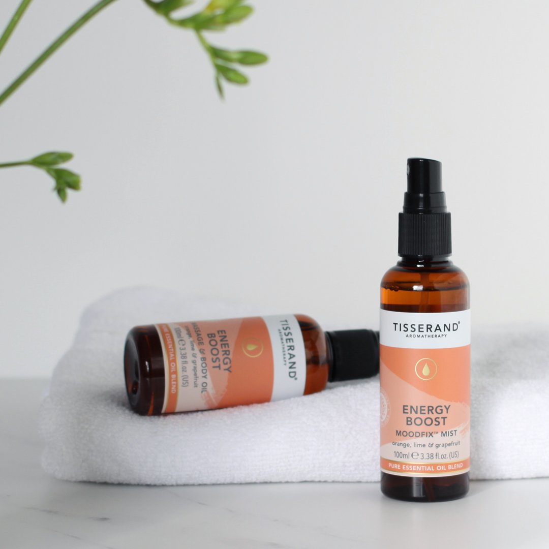 Tisseranduk's tweet photo. ✨ Rise and shine with our Energy Boost blend of Orange, Lime and Grapefruit pure essential oils! ✨ https://t.co/u0iszL68Vi
#wednesdaymood #wellbeingwednesday #energyboost #citrusfresh #moodfix #aromatherapy #essentialoils https://t.co/RzQtJn8HCU