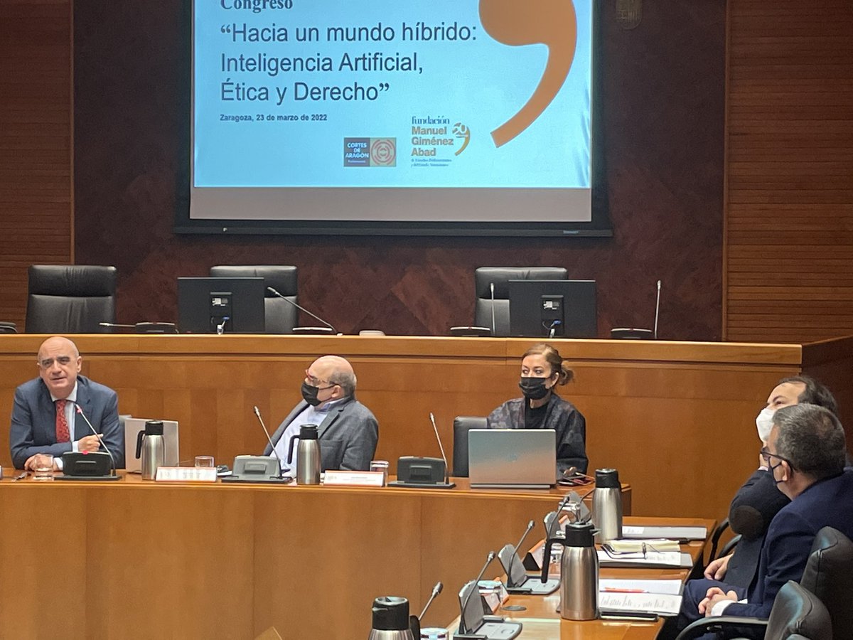 Fundacion_MGA's tweet photo. Comienza el congreso sobre inteligencia artificial, ética y derecho, “Hacia un mundo híbrido”. #FMGA #FundaciónManuelGiménezAbad https://t.co/GuRJXxaxpV