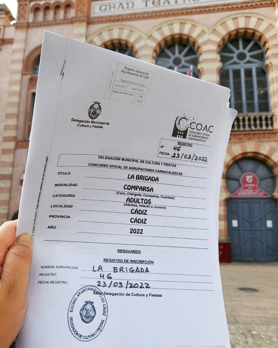 comparsatino's tweet photo. ¡Cádiz, aquí estamos! 🎭👏🏻

𝗟𝗔 𝗕𝗥𝗜𝗚𝗔𝗗𝗔

#LaBrigada #COAC2022 #LaComparsadeTinoTovar https://t.co/pQyTuorepj