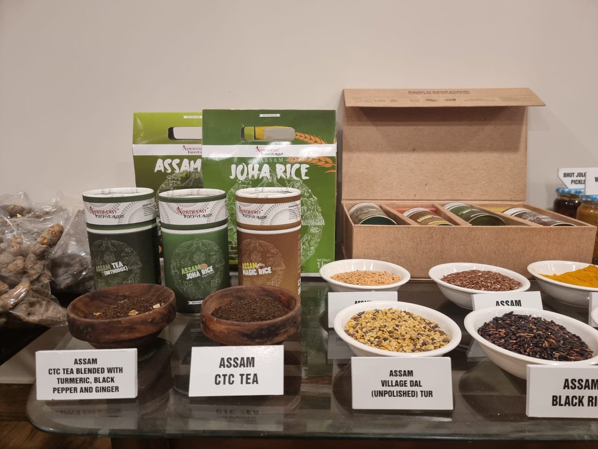 Invest_Assam's tweet image. #Assam's farm producers and agro-based food-processing industries showcase their products to Grand HyperMart at the Buyer Seller Connect at Udyog Bhawan #Assam.

#InvestAssam @CMOfficeAssam @cmpatowary  @PIBDoNER @investindia @ficci_india #middleeast
