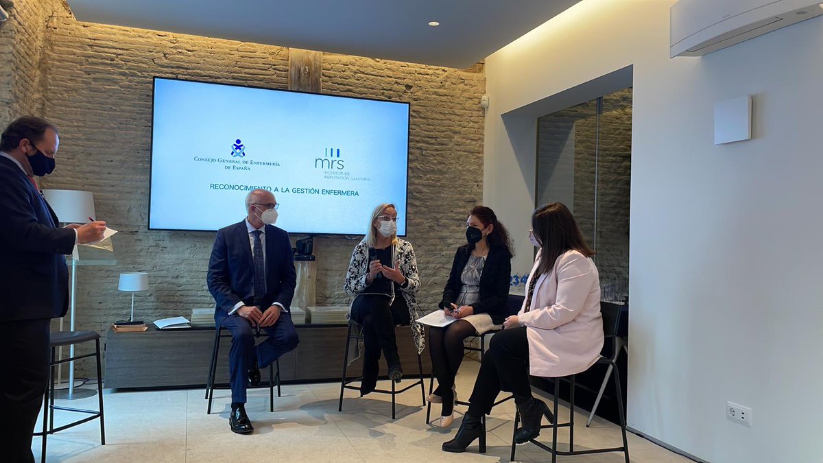 Gemma Martinez “Uno ha de estar preparado para la gestión, saber hacer gestión y saber estar en la gestión” Acto  del <a href="/CGEnfermeria/">Consejo General de Enfermería</a> de reconocimiento a los directivos y directivas de enfermería de los mejores hospitales de España