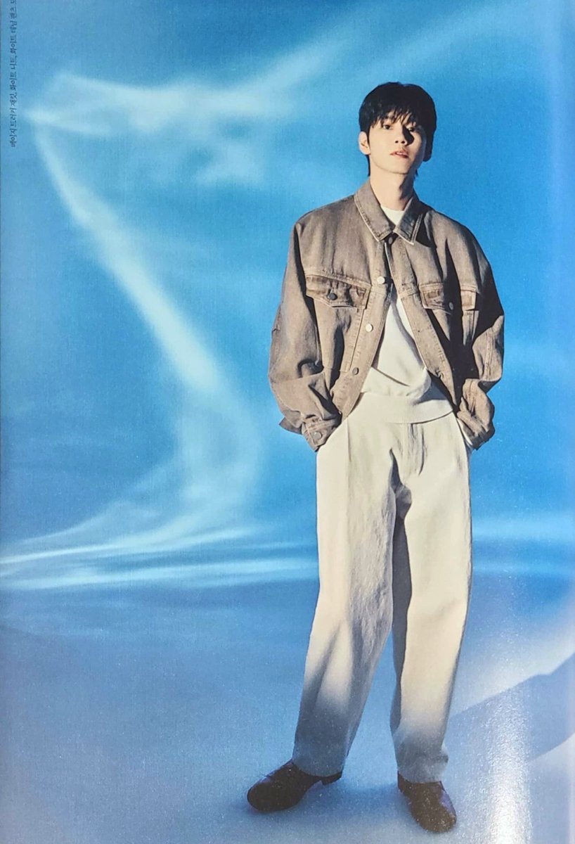 WNOisS2's tweet photo. .         i    i
|         i     i

#옹성우 #에스콰이어 https://t.co/5w40j5SkVo