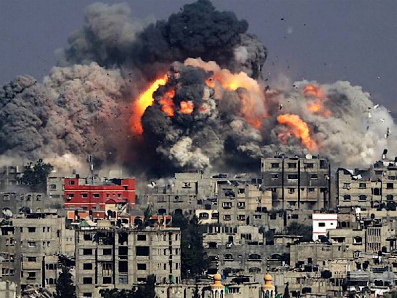 prolasssata's tweet photo. Anche Gaza è sul mare, immaginatela in fiamme, distrutta.
Ah già, non ve ne frega un cazzo. Scusate. https://t.co/cLelfbR9HF