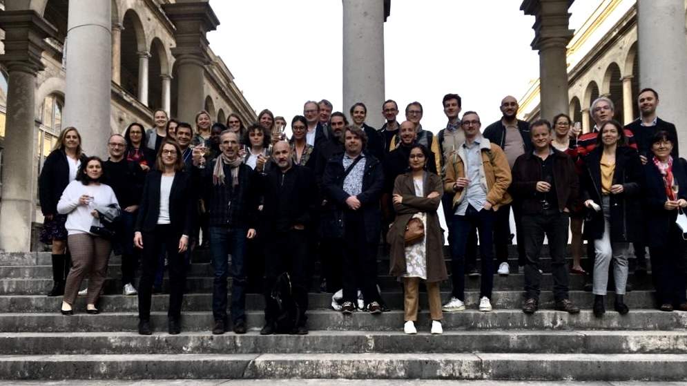 Bernoulli_Lab (@bernoulli_lab) on Twitter photo Kick-off du <a href="/Bernoulli_Lab/">Bernoulli_Lab</a> le 22 mars à <a href="/HotelDieuParis/">Hôtel-Dieu AP-HP</a>, événement interne avec présentations croisées des projets pour construire la communauté du Lab. Premier moment convivial depuis longtemps pour beaucoup! Vidéos à venir sur bernoulli-lab.fr!! Kick-off du <a href="/Bernoulli_Lab/">Bernoulli_Lab</a> le 22 mars à <a href="/HotelDieuParis/">Hôtel-Dieu AP-HP</a>, événement interne avec présentations croisées des projets pour construire la communauté du Lab. Premier moment convivial depuis longtemps pour beaucoup! Vidéos à venir sur bernoulli-lab.fr!!