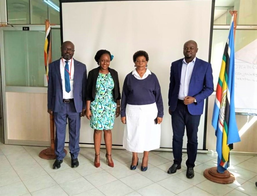 Wiz_Foundation's tweet photo. This morning, @Wiz_Foundation held fruitful discussions with the @IGGUganda.

The @IGGBetiKamya commended @Wiz_Foundation for our work &amp; efforts to stave corruption in Uganda. 

We are grateful to the public &amp; our different partners for collaboration towards this cause. https://t.co/pdE8gGLVwh
