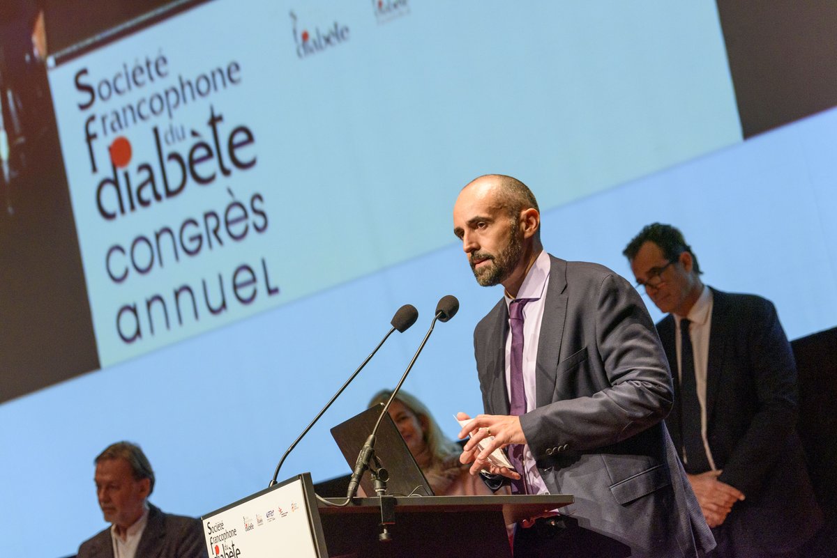 Colloquium tweet media