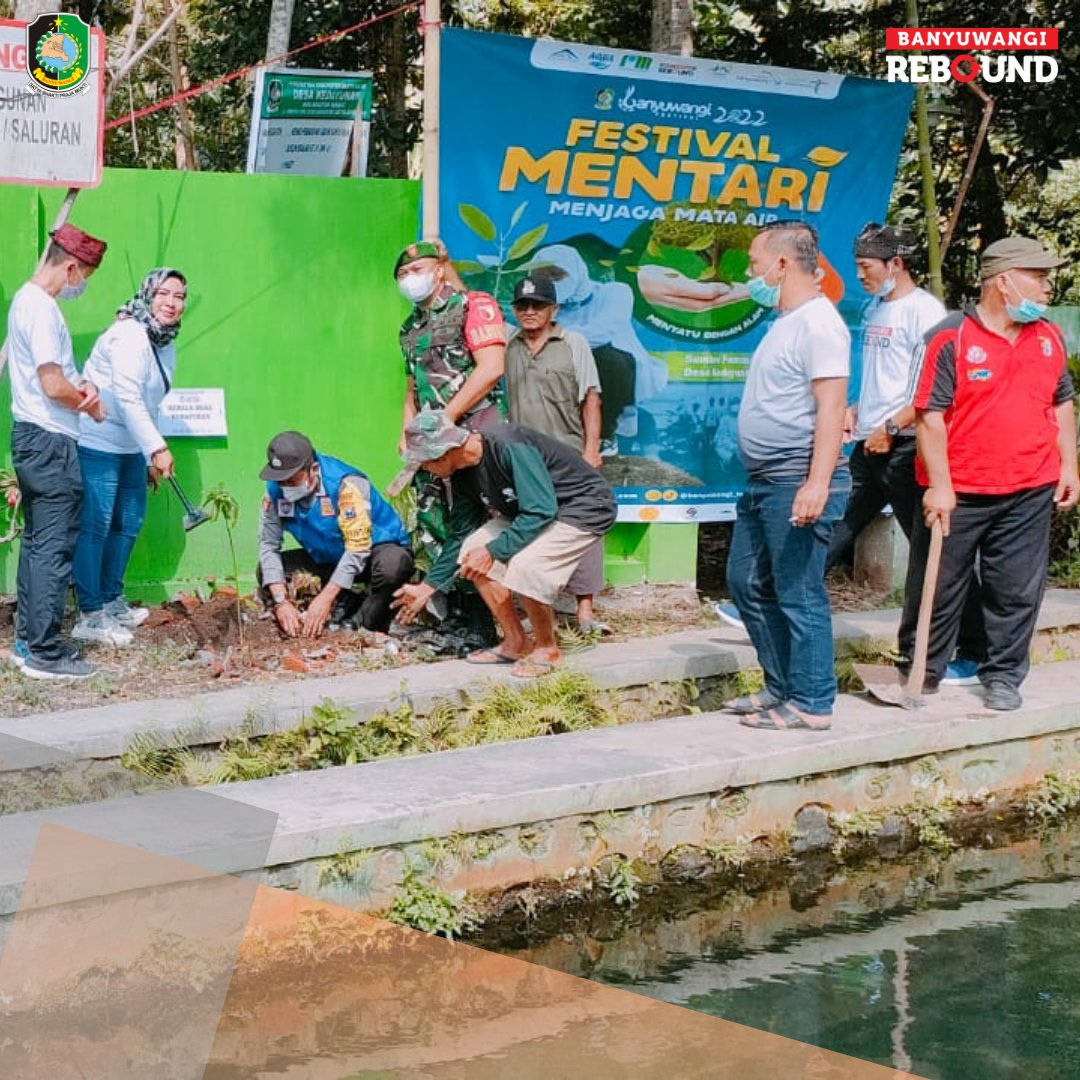 keckabat's tweet photo. Festival Menjaga Mata Air (Mentari) bertempat di Sumber Kanjeng Dusun Krajan Desa Kedayunan Kecamatan Kabat. (22/3) @banyuwangi_kab @BIBINWIDIATMOKO https://t.co/vK22vhQSdO