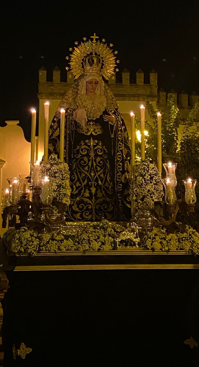 SantoEntierro's tweet photo. TRASLADO DE VUELTA DE Mª STMA. DE LAS ANGUSTIAS
El viernes 25 marzo tendrá lugar, si las condiciones meteorológicas lo permiten, el traslado de vuelta de nuestra titular desde la Parroquia de Santa María hasta la Capilla de ntra. Hdad.
La salida tendrá lugar a las 21:30h. aprox. https://t.co/yXg5SaKtq6