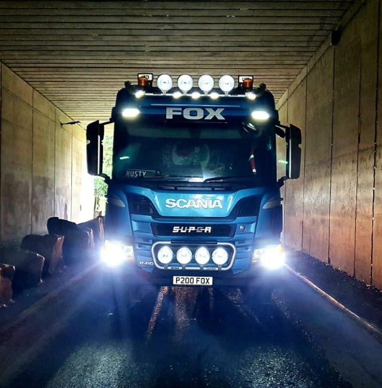 davidbrfc's tweet photo. P2OO TUNNEL VISION. #burnley #muckshift @ScaniaUK @foxbrothersltd #wednesdaythought #captureofthequarter https://t.co/pGmpJciekn