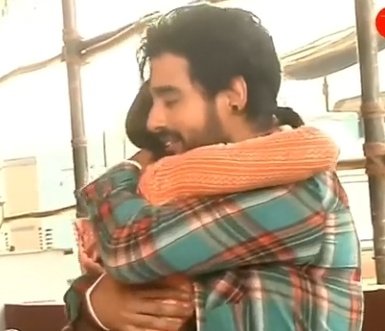 The Peace in Hugging Each Other The Bliss ❤️❤️ #YehHaiChahatein #RuSha #AbrarGun